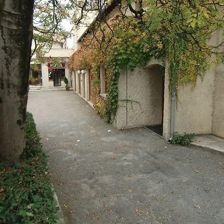 Le Deauville Hotel